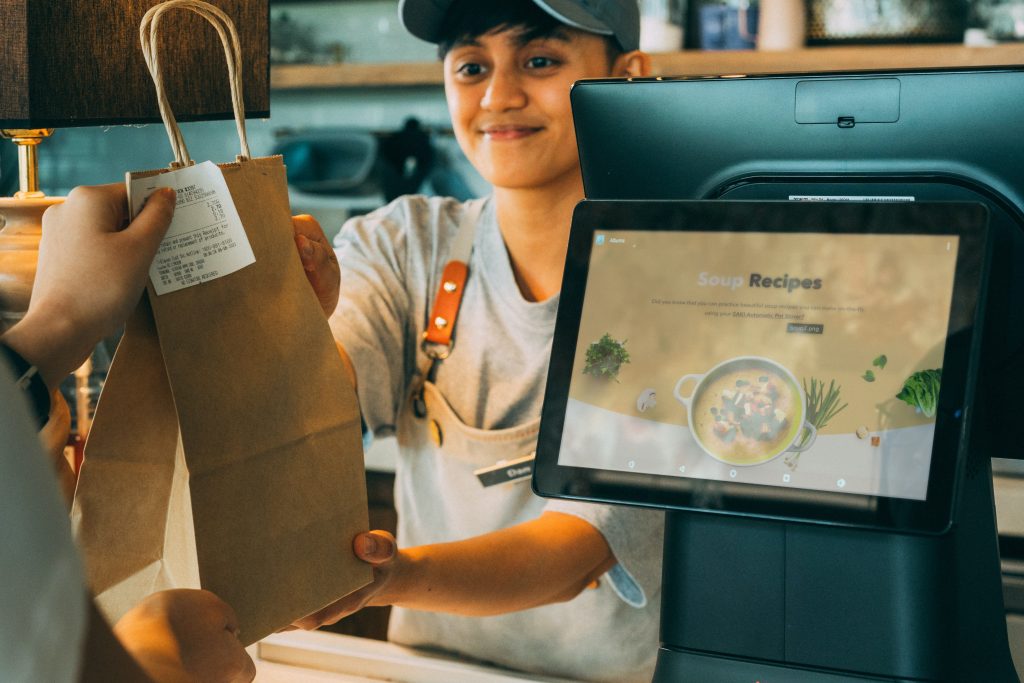 The High Cost of Downtime: Why POS Availability Matters for F&B Businesses